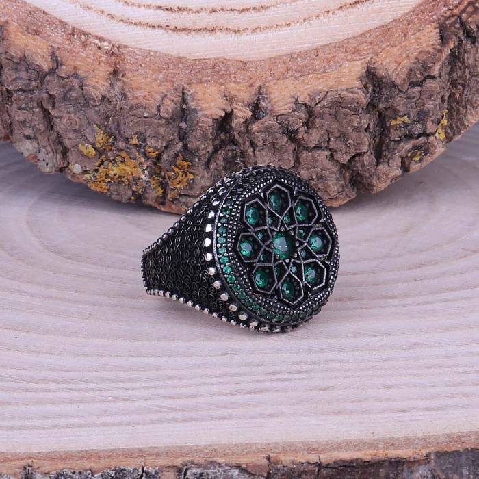 925 Sterling Silver Ring With Green Zircon Stone