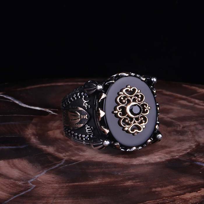 925 Sterling Silver Ring with Onyx Stone