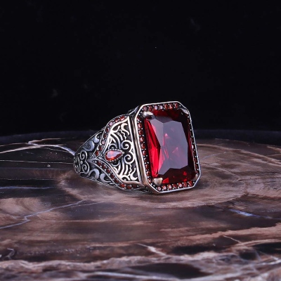 925 Sterling Silver Ring With Red Zircon Stone - Thumbnail