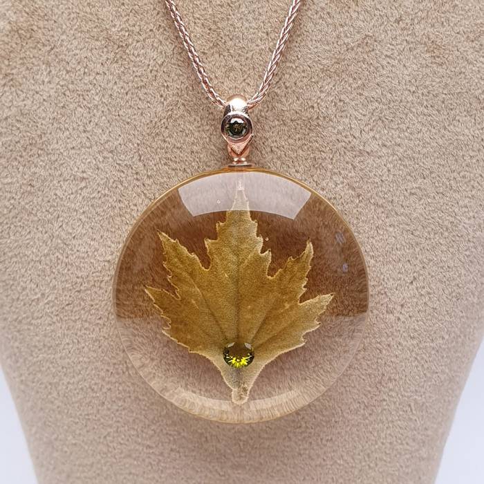 AmbeNus262 Sycamore Zircon Stone Necklace