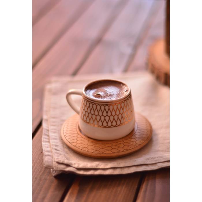 Bambum Hattat 6 Kişilik Desen Altlıklı Kahve Takımı