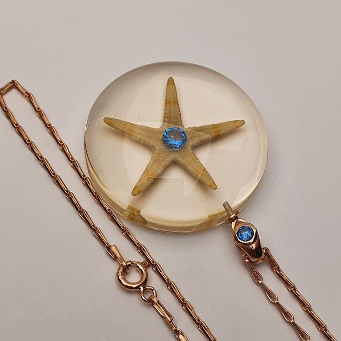 IceNus482 Starfish Necklace