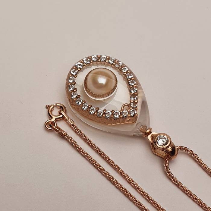 NusPearl012 Pearl & Mother of Pearl Necklace