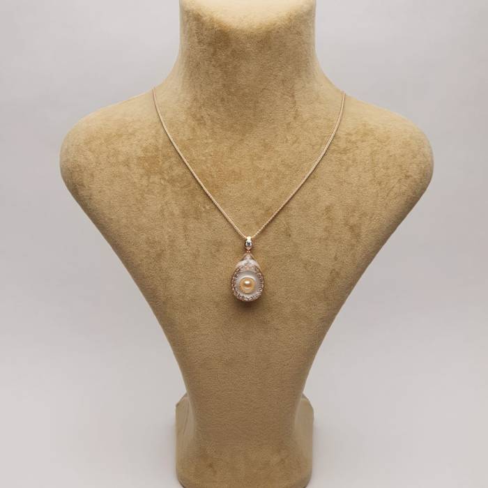 NusPearl012 Pearl & Mother of Pearl Necklace