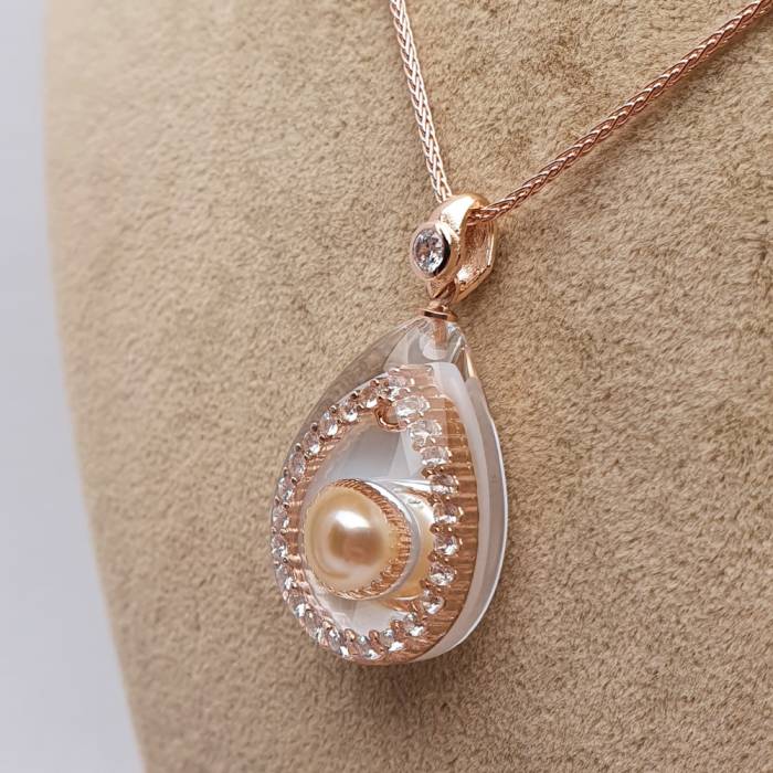 NusPearl012 Pearl & Mother of Pearl Necklace