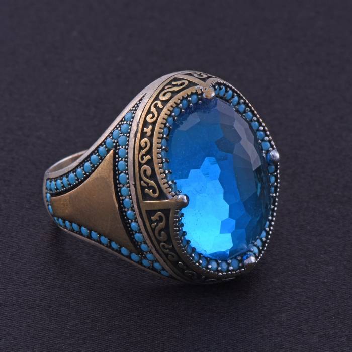 925 Sterling Silver Ring with Turquoise Facet Stone