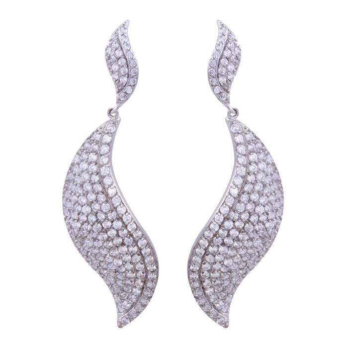 Yaprak Model Gümüş Taşlı Sallantılı Küpe